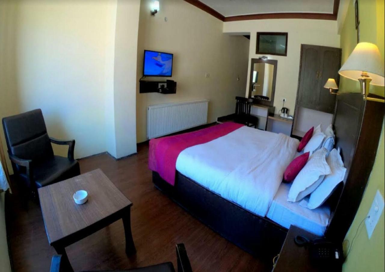 Hotel Zojila Residency Kargil Esterno foto